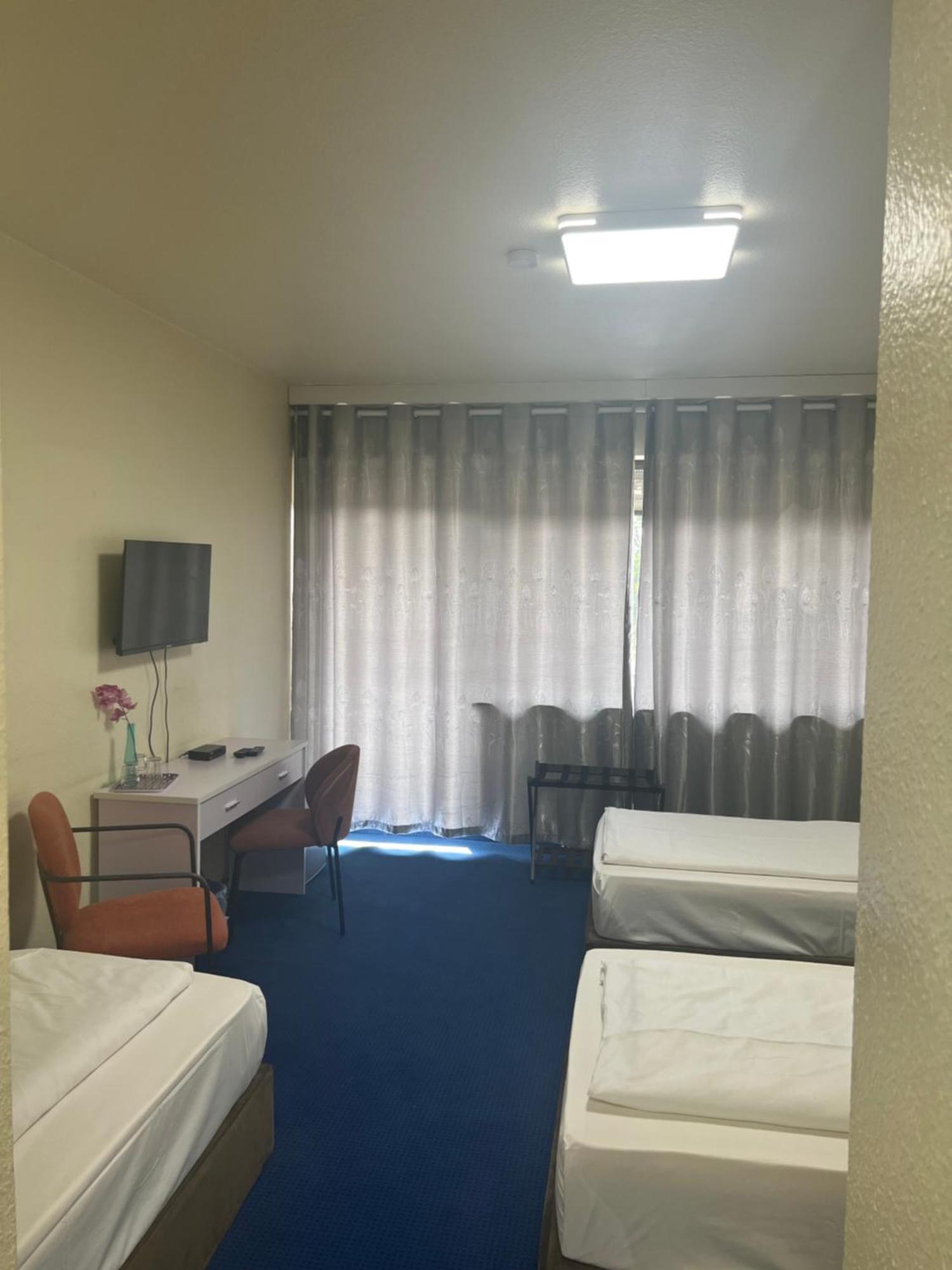 Hotel Am Flughafen Kolín nad Rýnem Exteriér fotografie